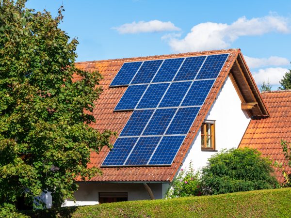 Salderingsregeling zonnepaneelhouders opvolger komt voorlopig niet